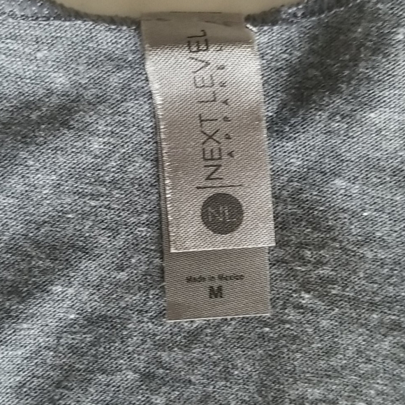 Mama needs some wine tank - Picture 3 of 3